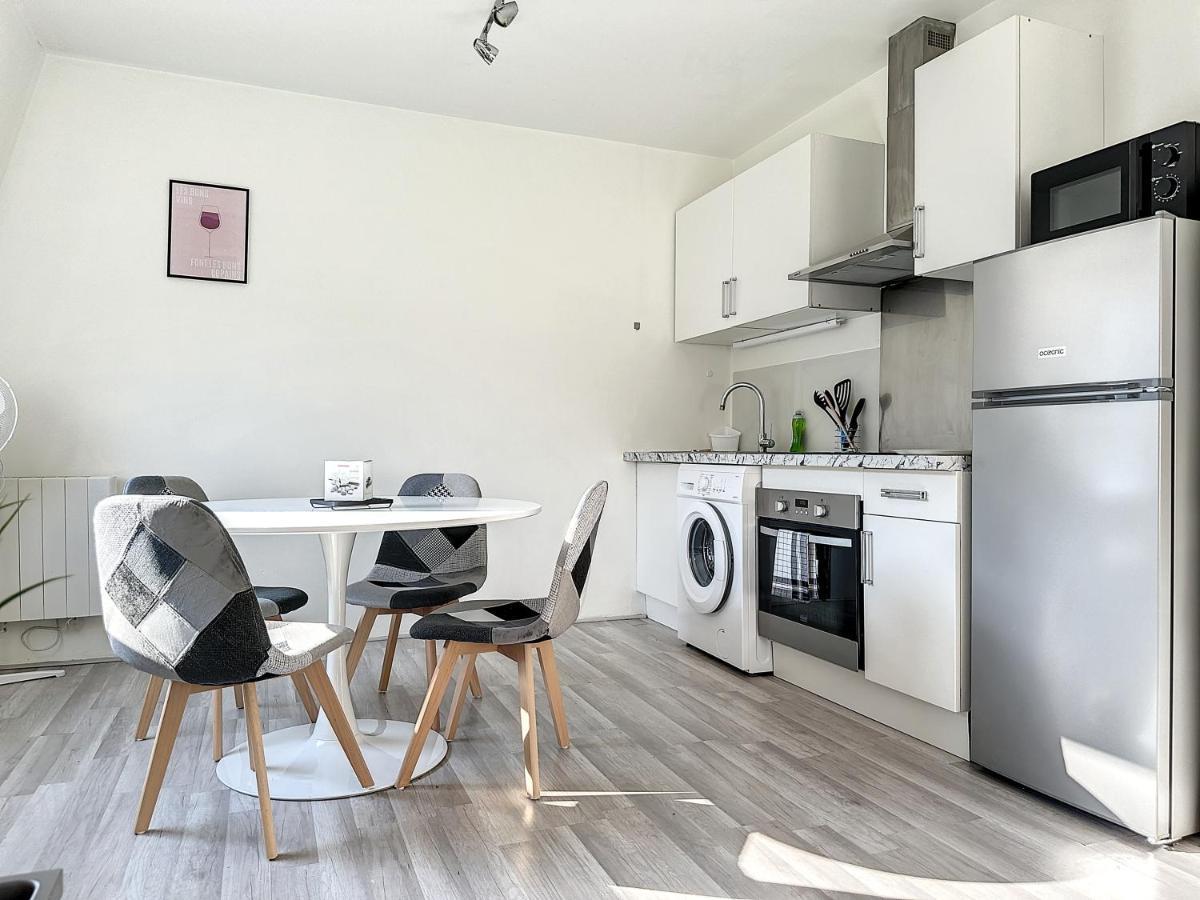 Charmant Appartement Avec Terrasse Parking Ispagnac Εξωτερικό φωτογραφία
